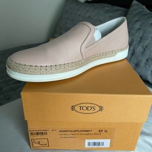 Tod’s Slip-on Shoe - Size 7.5
